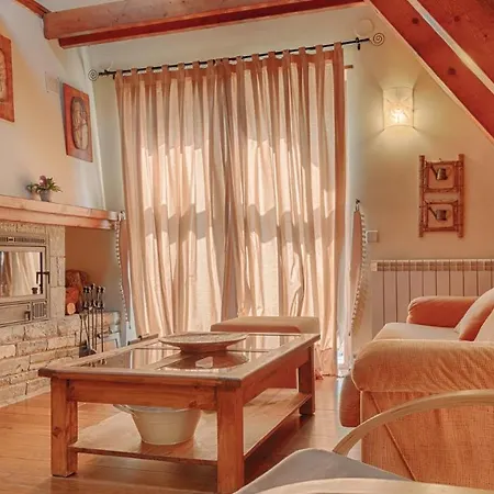 Apartment Saplan Real Estate Era Lana Les